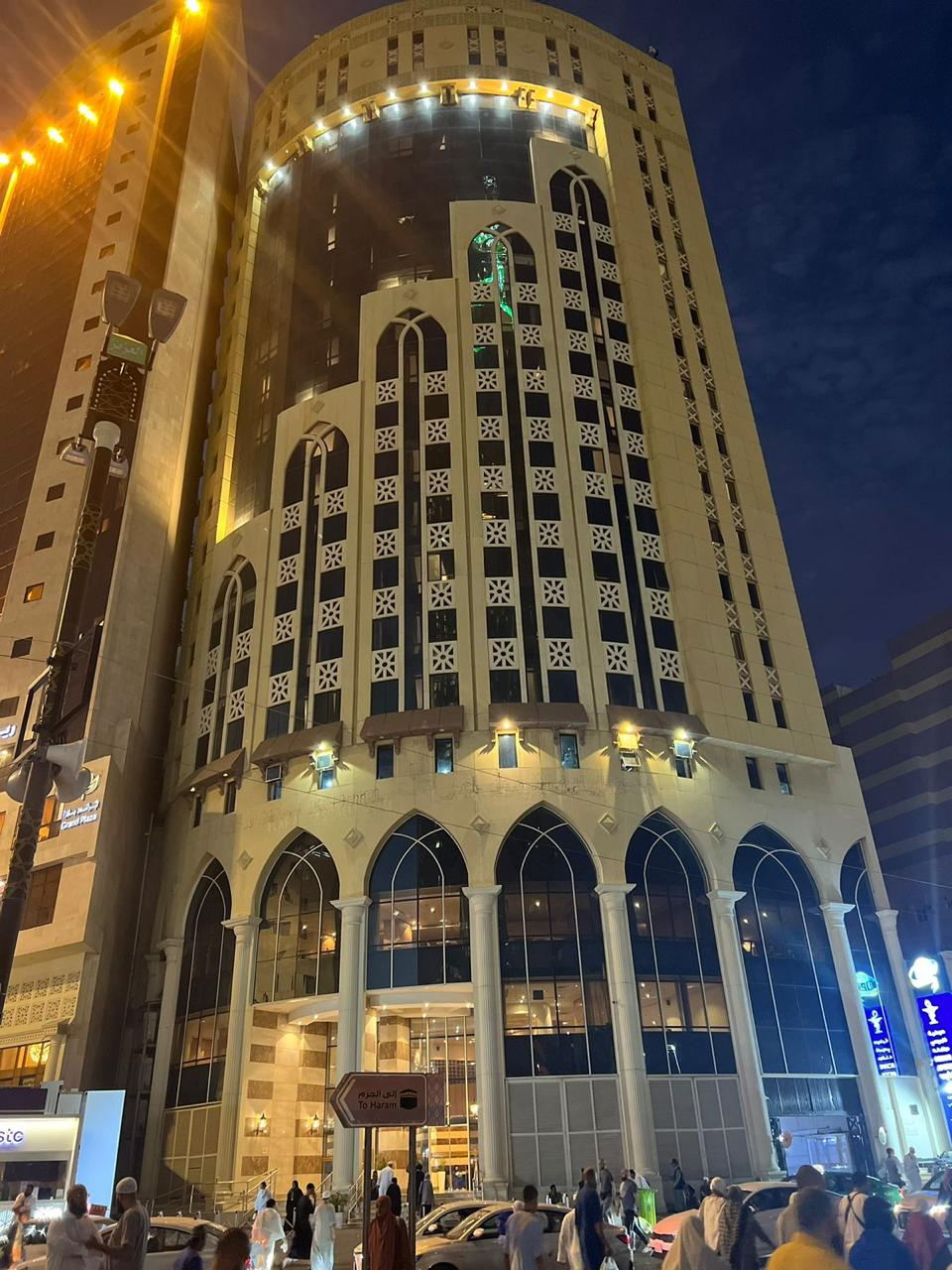 https://prestigeajyadhotel.com/wp-content/uploads/2025/11/WhatsApp-Image-2025-11-06-at-00.05.08.webp